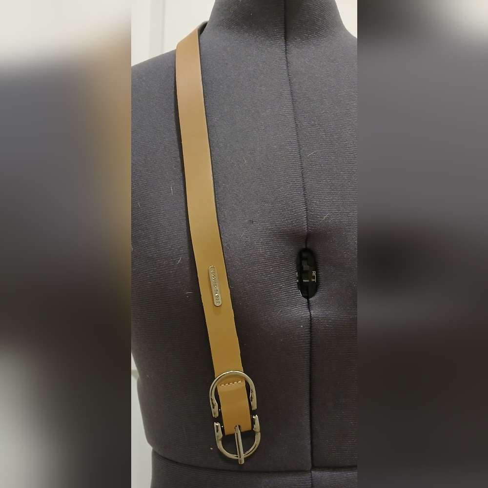 Steve Madden‎ Tan Belt - Picture 5 of 11